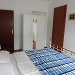 Lucilla Apartment *